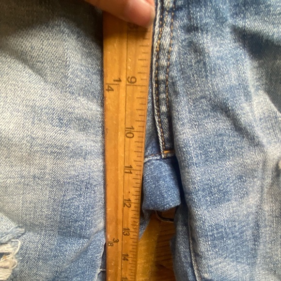 American Eagle AirFlex Distressed Denim Shorts Men’s Size 30 Raw Hem Stretch - Picture 4 of 9